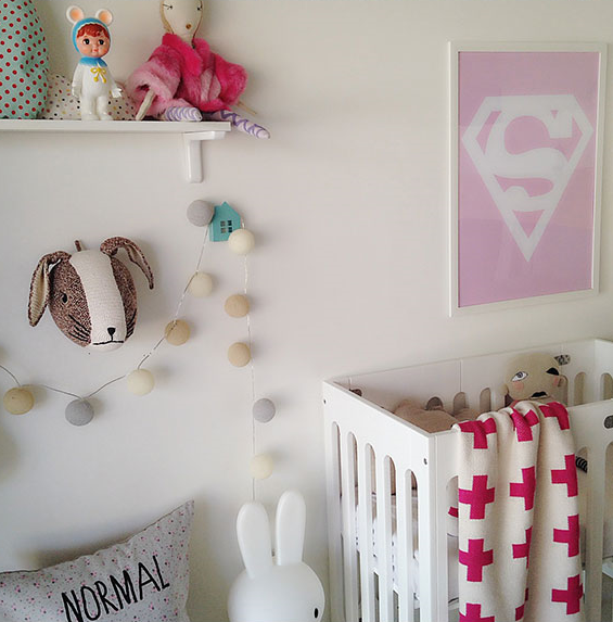 Decorar una habitación infantil en rosa